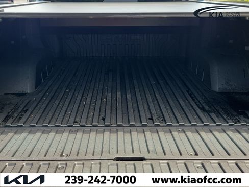 Used 2024 GMC Sierra 1500 Denali Ultimate AWD/4WD image 11