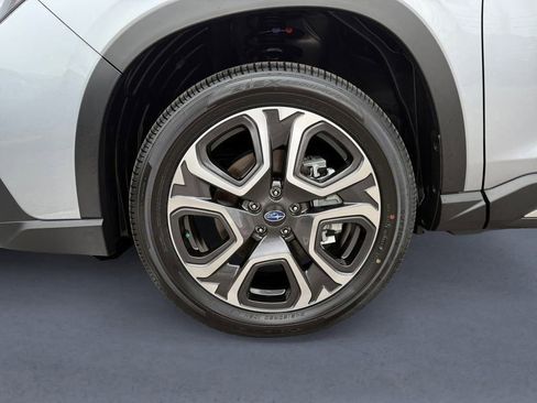 New 2026 Subaru Ascent Limited image 9