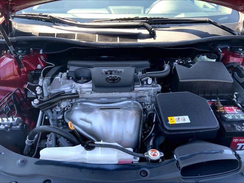 Used 2017 Toyota Camry XSE FWD image 29