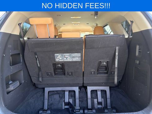 Used 2024 Kia Carnival LX FWD image 46