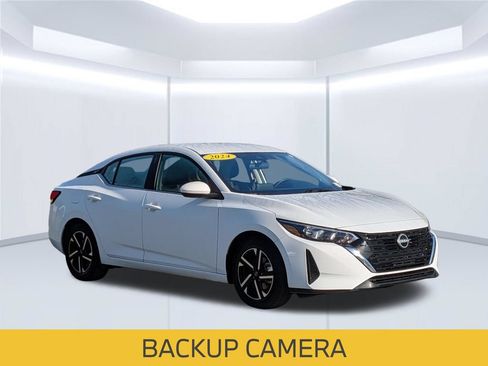 Used 2024 Nissan Sentra SV FWD image 9