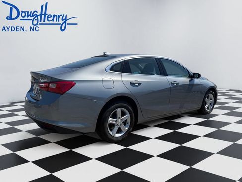Used 2024 Chevrolet Malibu LT FWD image 5