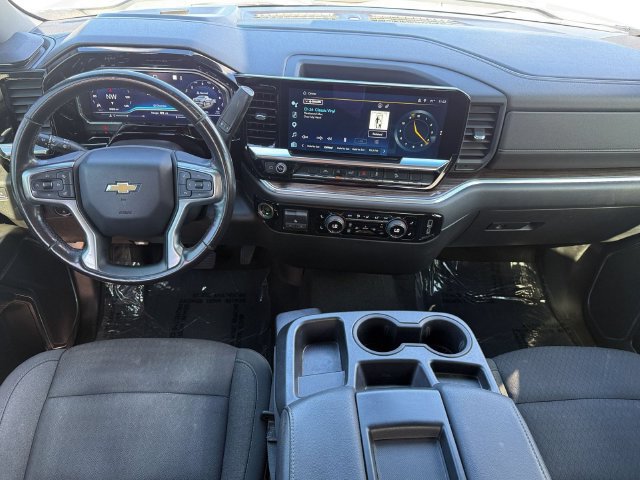Used 2022 Chevrolet Silverado 1500 LT AWD/4WD image 15