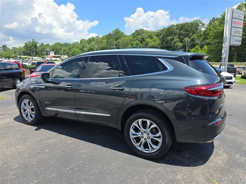 Used 2021 Buick Enclave Avenir w/ Avenir Technology Package FWD image 5