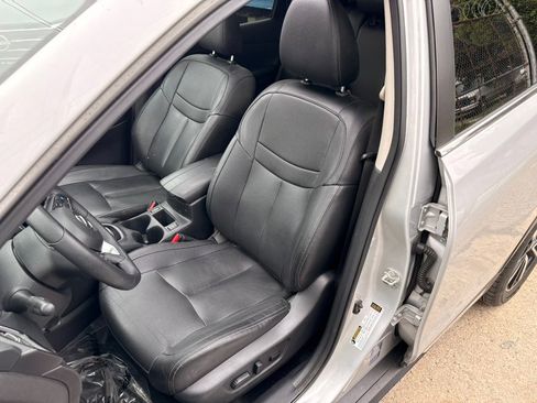 Used 2019 Nissan Rogue SL w/ Premium Package AWD/4WD image 7