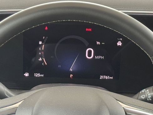 Used 2025 Buick Encore GX Preferred FWD image 40