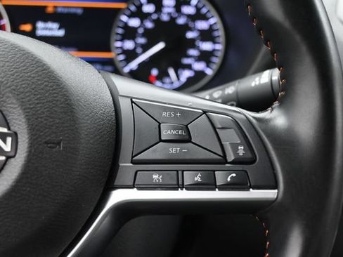 Used 2025 Nissan Sentra SR FWD image 22