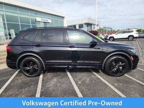 Certified 2023 Volkswagen Tiguan SE R-Line FWD image 2