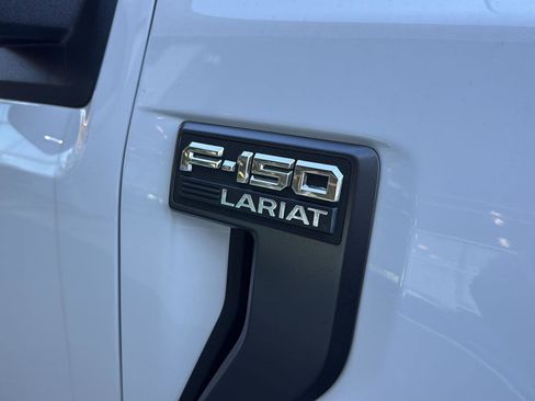 Used 2022 Ford F150 Lariat image 37