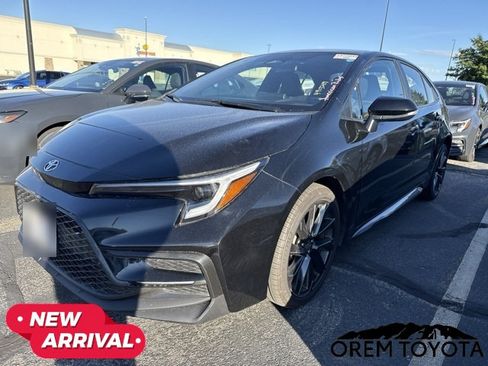 Used 2025 Toyota Corolla SE FWD image 17