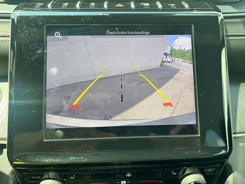 Used 2024 Jeep Grand Cherokee L Laredo AWD/4WD image 18