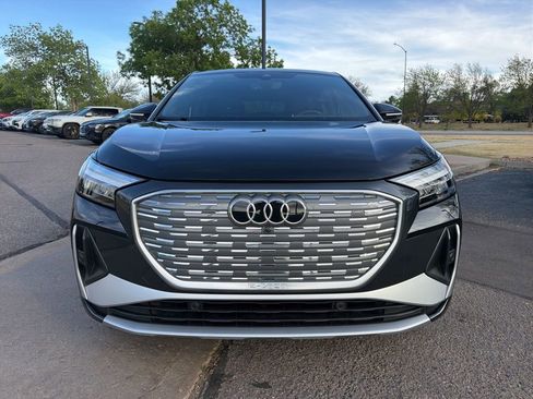 Used 2024 Audi Q4 e-tron Premium Plus w/ Premium Plus AWD/4WD image 8