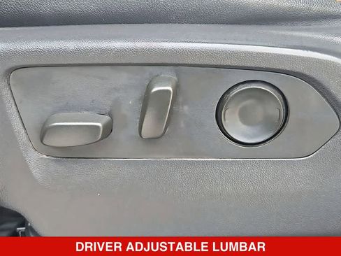 Used 2024 GMC Sierra 2500 AT4 w/ AT4 Premium Plus Package AWD/4WD image 18