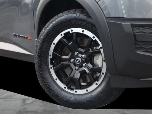 Certified 2025 Nissan Pathfinder Rock Creek AWD/4WD image 3