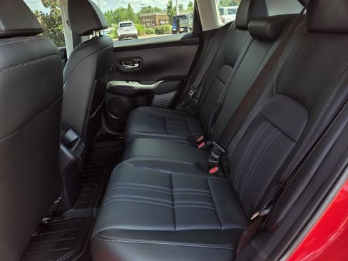 Used 2025 Honda HR-V EX-L image 19