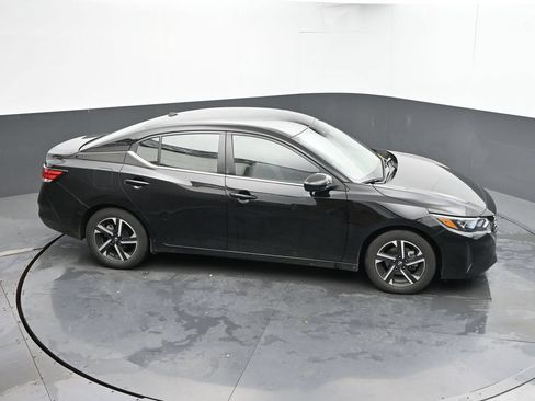 Used 2024 Nissan Sentra SV FWD image 23