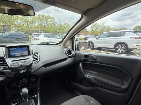 Used 2019 Ford Fiesta SE w/ Equipment Group 201A FWD image 18