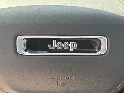 New 2026 Jeep Grand Cherokee L Summit w/ Obsidian Package image 28