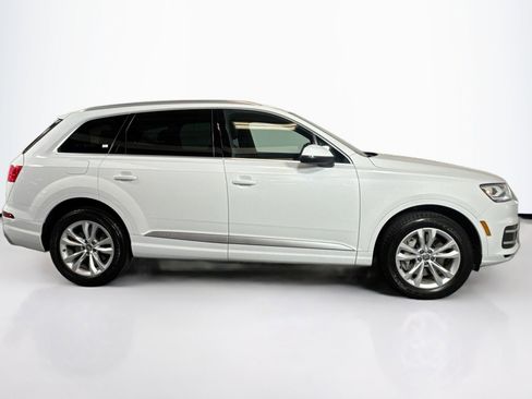 Used 2017 Audi Q7 3.0T Premium image 4