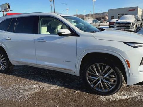 New 2026 Buick Enclave Avenir w/ Super Cruise Package image 36