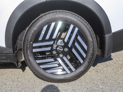 New 2026 Nissan Leaf SV+ FWD image 10