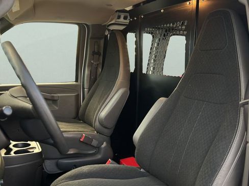 Used 2024 Chevrolet Express 2500 w/ Driver Convenience Package RWD image 16