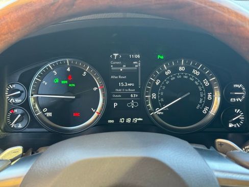 Used 2019 Lexus LX 570 4WD image 31