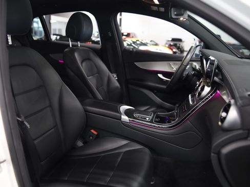 Used 2023 Mercedes-Benz GLC 300 4MATIC Coupe image 37