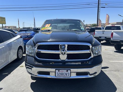 Used 2021 RAM 1500 Classic SLT RWD image 3