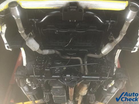 Used 2015 RAM 1500 Laramie w/ Convenience Group image 13