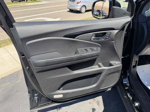 Used 2020 Honda Ridgeline RTL-E image 12
