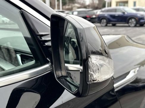 Used 2019 INFINITI QX50 Essential w/ Premium Heat Package image 27