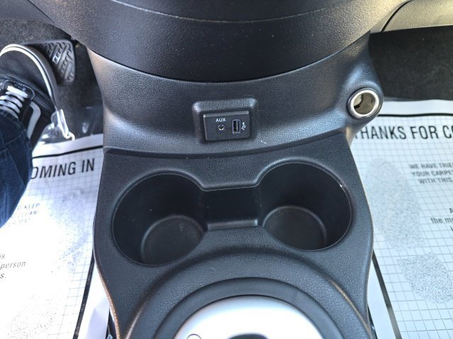 Used 2019 Nissan Versa SV FWD image 12