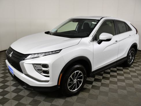 New 2026 Mitsubishi Eclipse Cross ES AWD/4WD image 10