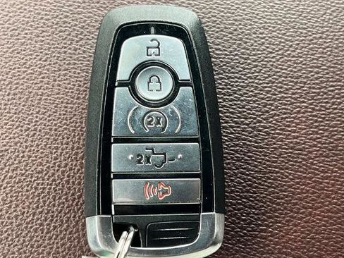 Certified 2023 Ford F150 Lariat image 24