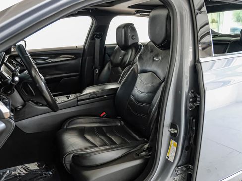 Used 2018 Cadillac CT6 Luxury image 34