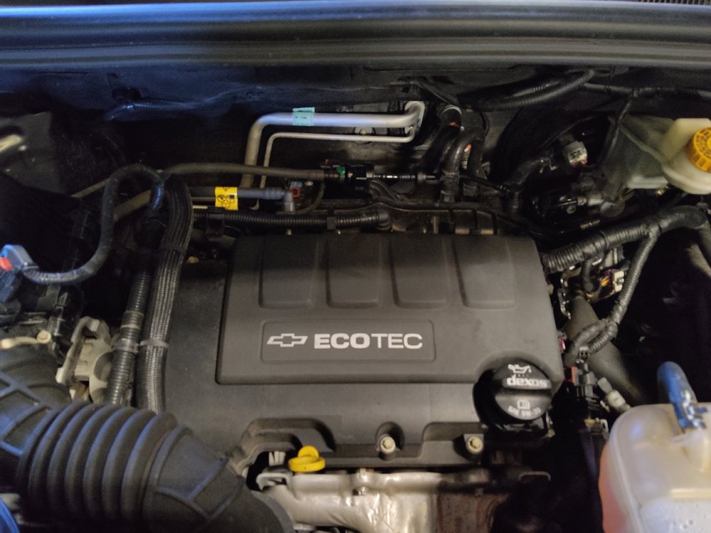 Used 2020 Chevrolet Trax LT FWD image 30