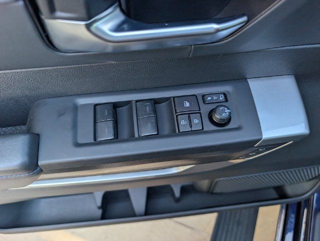 Used 2025 Toyota Tundra Platinum AWD/4WD image 22