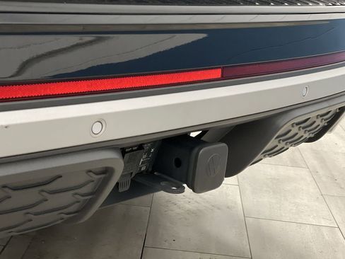 Used 2024 Volkswagen Atlas Peak Edition SE image 37