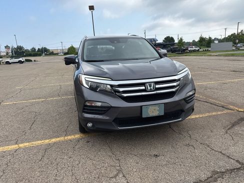 Used 2017 Honda Pilot Touring image 15