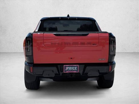 Used 2025 GMC Hummer EV 2X w/ LPO, Illumination Package AWD/4WD image 6