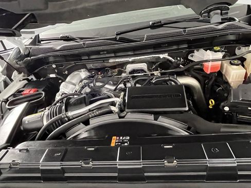 Used 2024 GMC Sierra 3500 SLE w/ Preferred Package image 35