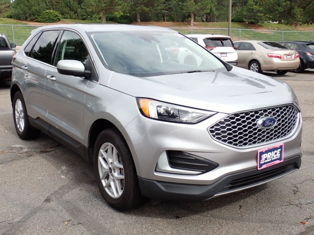 Used 2024 Ford Edge SEL AWD/4WD image 6