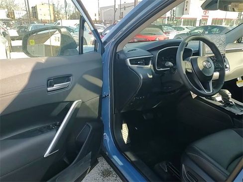 New 2026 Toyota Corolla Cross XLE image 9