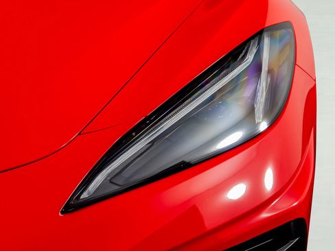 Used 2020 Chevrolet Corvette Stingray Convertible w/ 1LT image 26