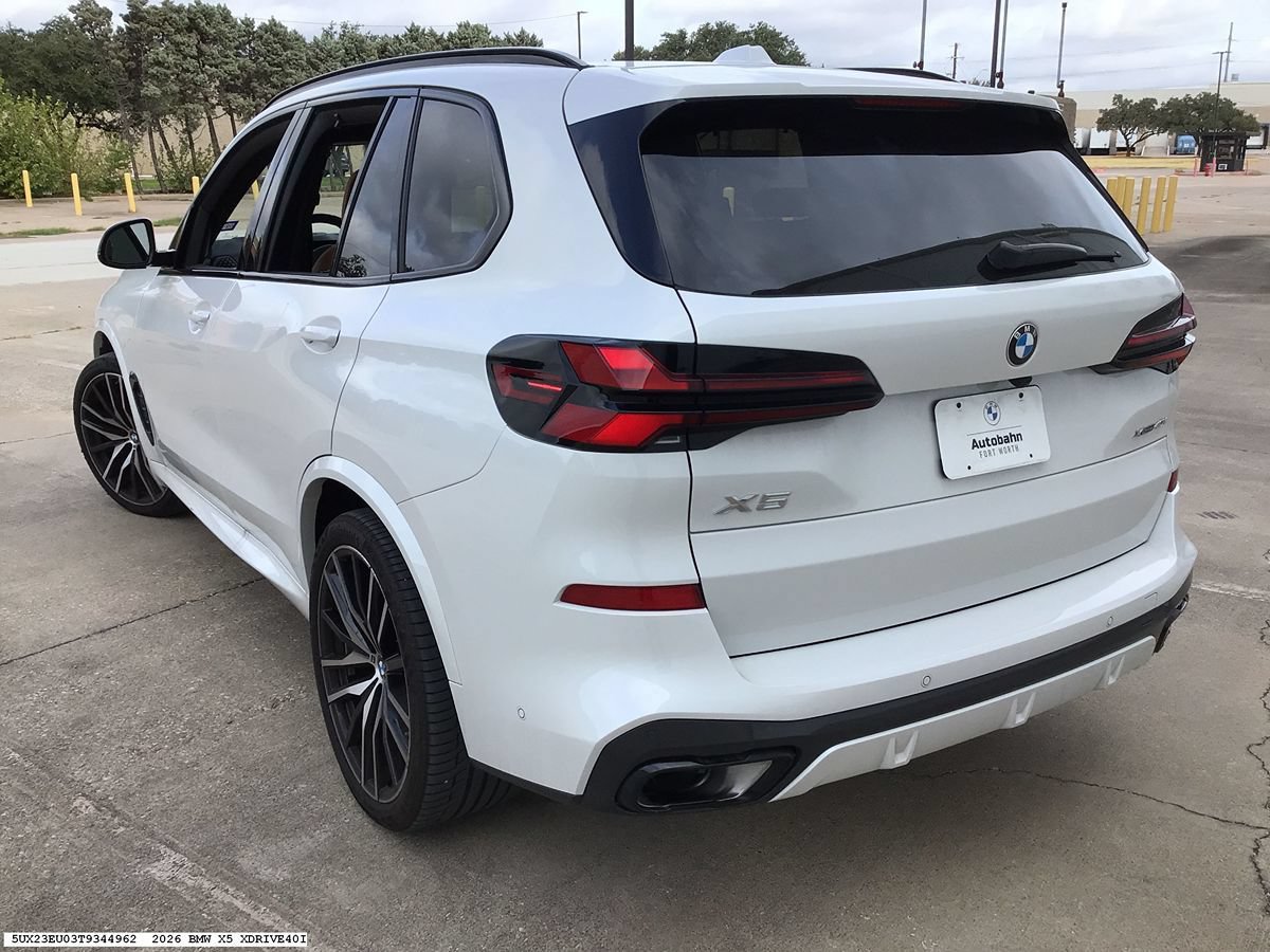Used 2026 BMW X5 xDrive40i w/ M Sport Package AWD/4WD image 6