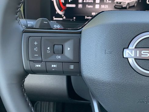 New 2026 Nissan Pathfinder SL FWD image 14