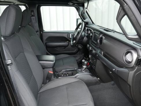Used 2023 Jeep Gladiator Sport AWD/4WD image 24