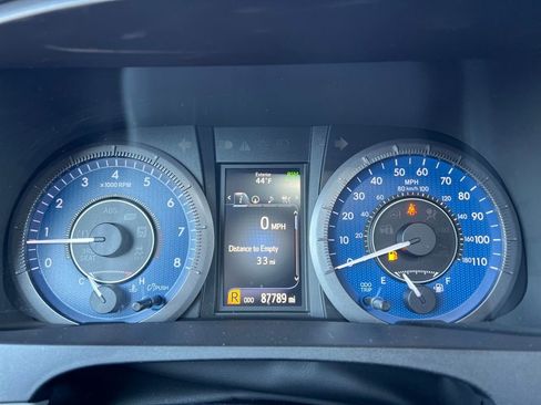 Used 2020 Toyota Sienna XLE image 16