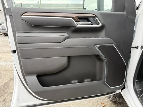 New 2026 Chevrolet Silverado 2500 LT w/ Trail Boss Package image 13